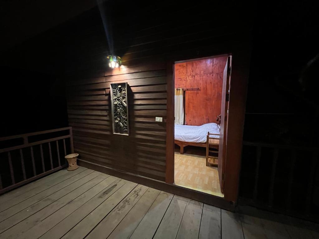 شقة Aya House باي المظهر الخارجي الصورة